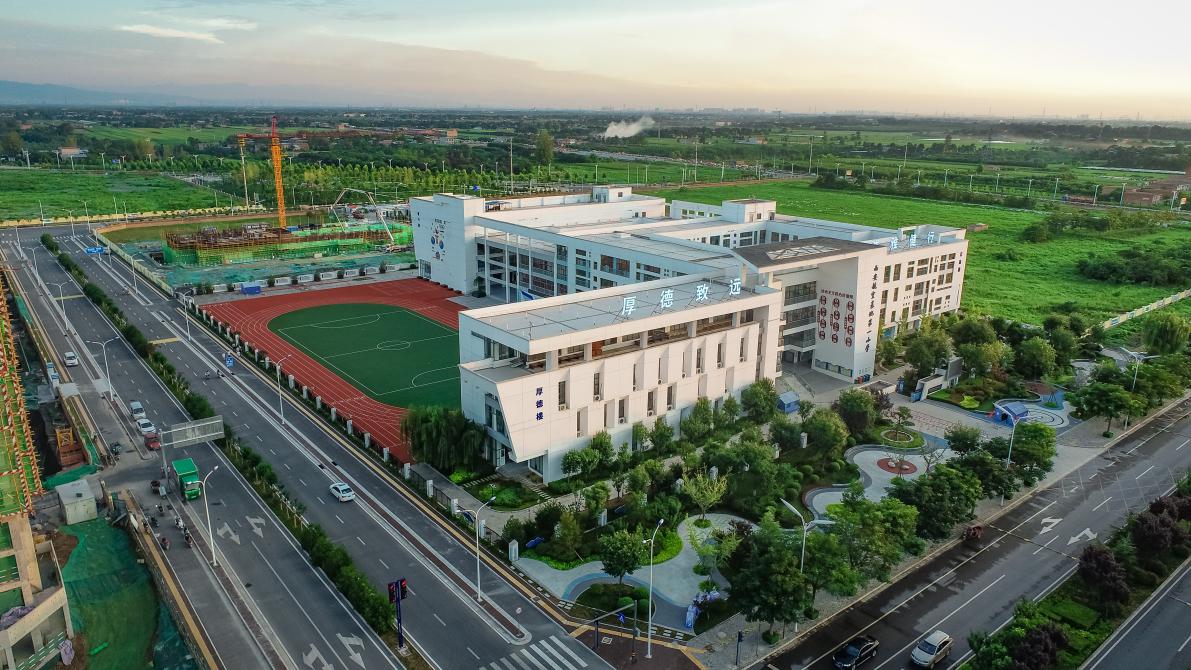 西安航空基地加强名校名师工程建设推动教育优质均衡发展