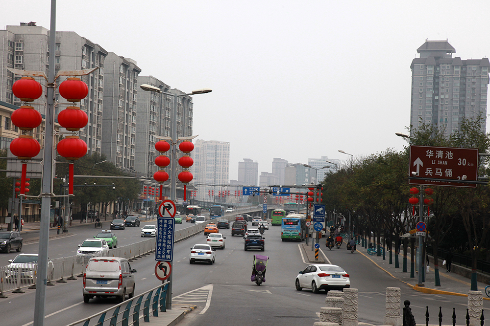 尚勤门外环城北路东望